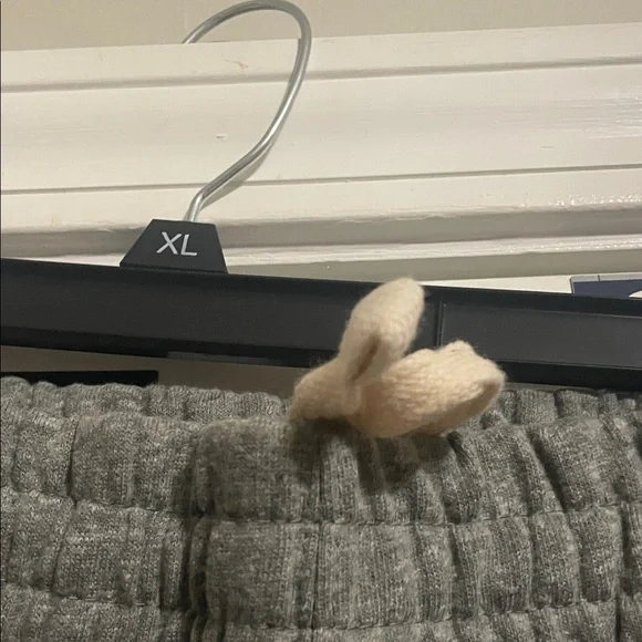 Gray Chicago Bears Sweatpants says sleep ware but they are just like sweatpants - Picture 3 of 7